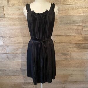 Banana Republic women’s black pleated semi-formal‎ dress in size  6